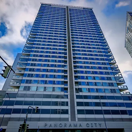 Amazing View Downtown In Panorama City On 20th Floor With Parking Bratislava